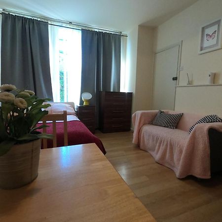 Studio 20 Ash Aparthotel Лондон Екстериор снимка