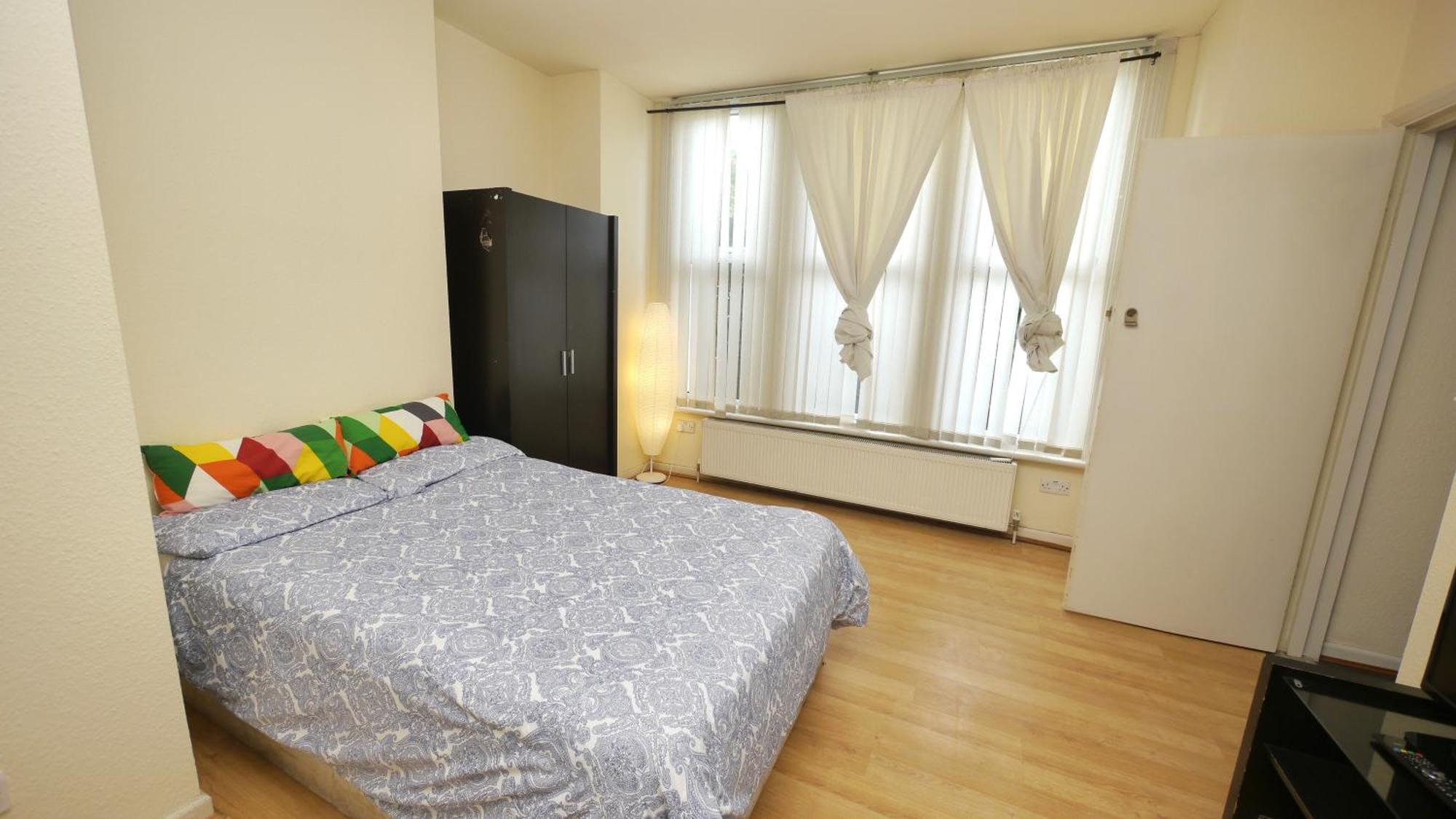 Studio 20 Ash Aparthotel Лондон Екстериор снимка