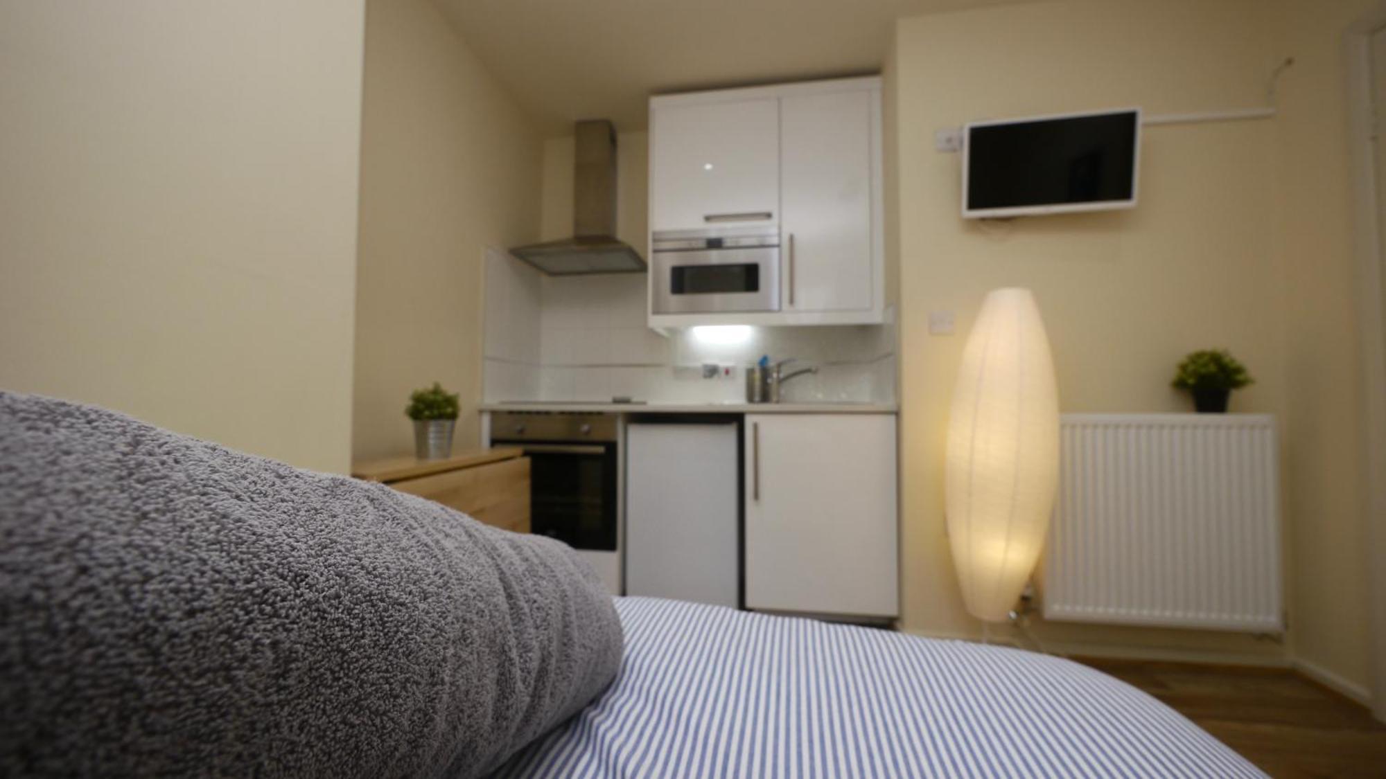 Studio 20 Ash Aparthotel Лондон Екстериор снимка