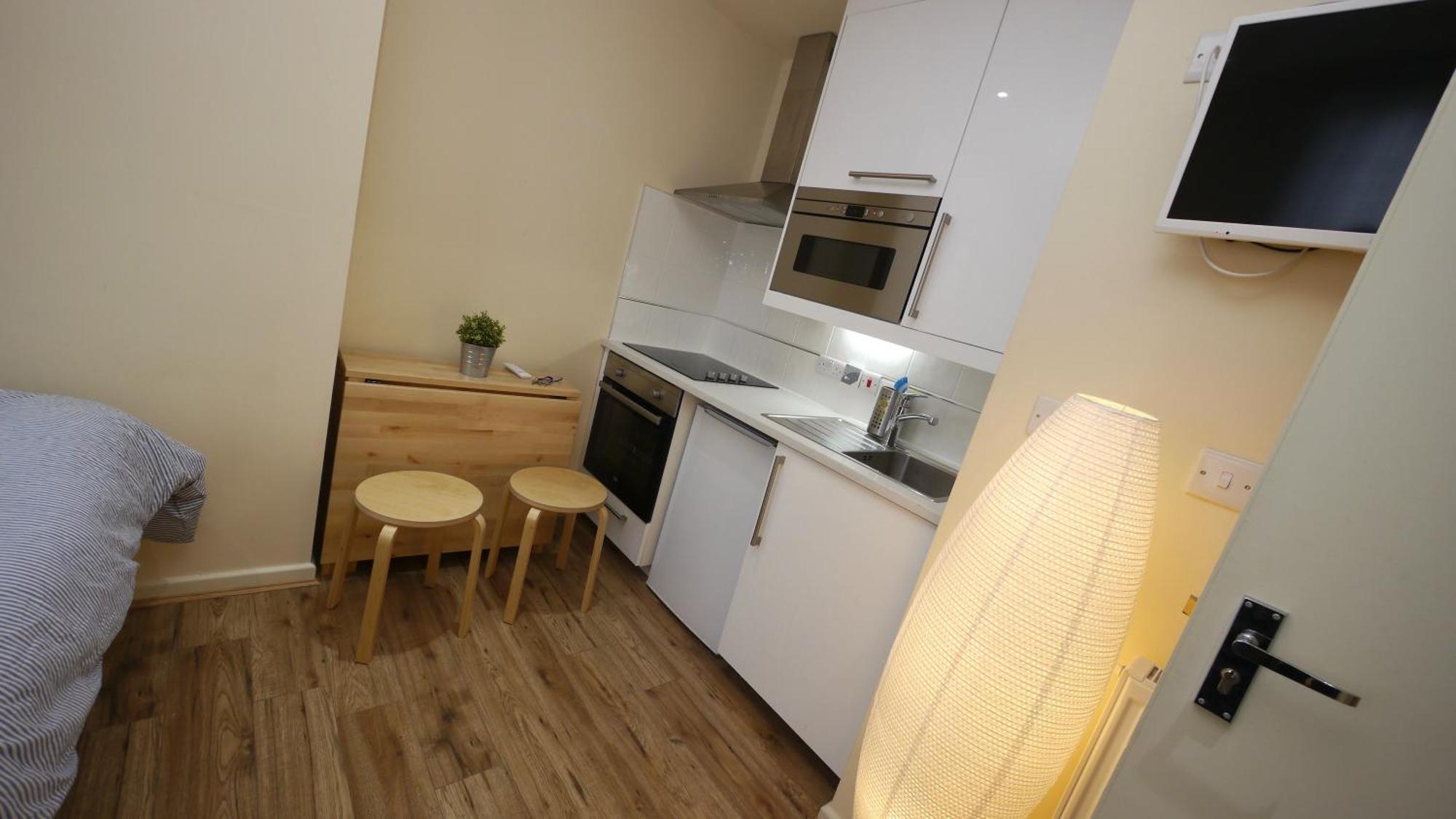 Studio 20 Ash Aparthotel Лондон Екстериор снимка
