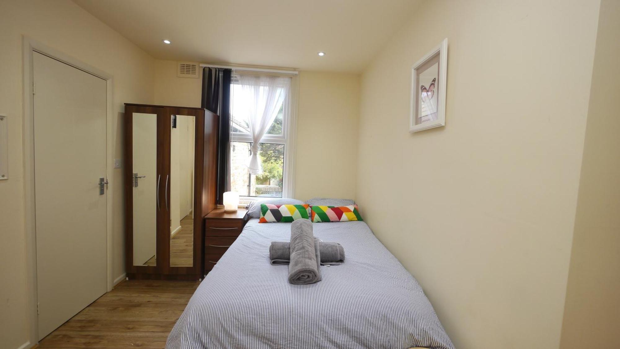Studio 20 Ash Aparthotel Лондон Екстериор снимка